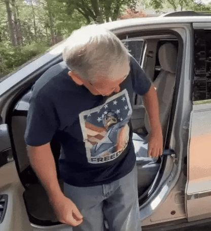 The Little Helps™ Car Handle
